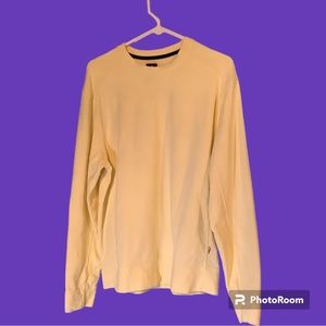 On Running Mens 100% cotton crew neck sweatshirt. 1 side zip pocket. Yellow, Lg.